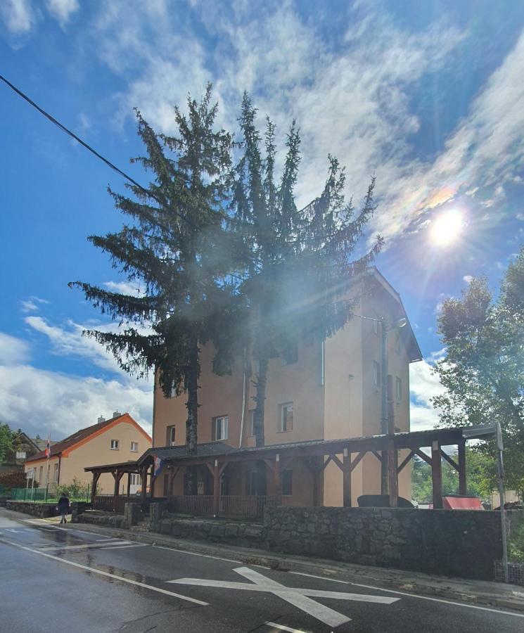 Villa Dijana Gracac  Екстер'єр фото