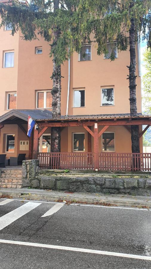 Villa Dijana Gracac  Екстер'єр фото