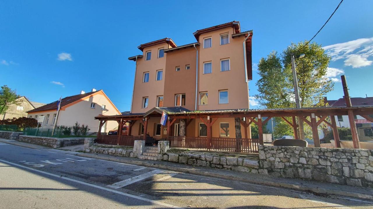 Villa Dijana Gracac  Екстер'єр фото