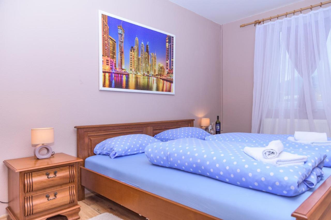 Villa Dijana Gracac  Екстер'єр фото