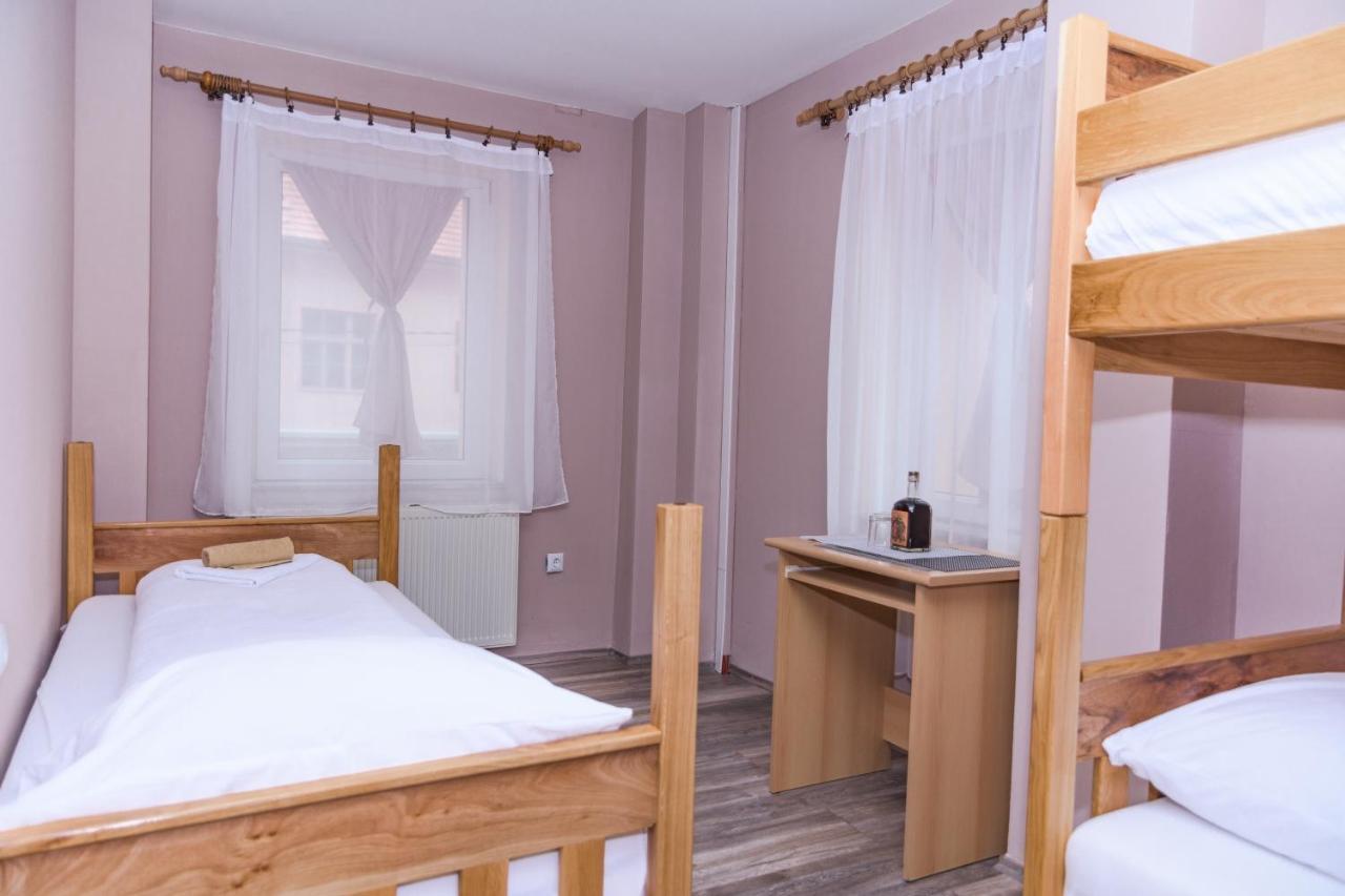 Villa Dijana Gracac  Екстер'єр фото